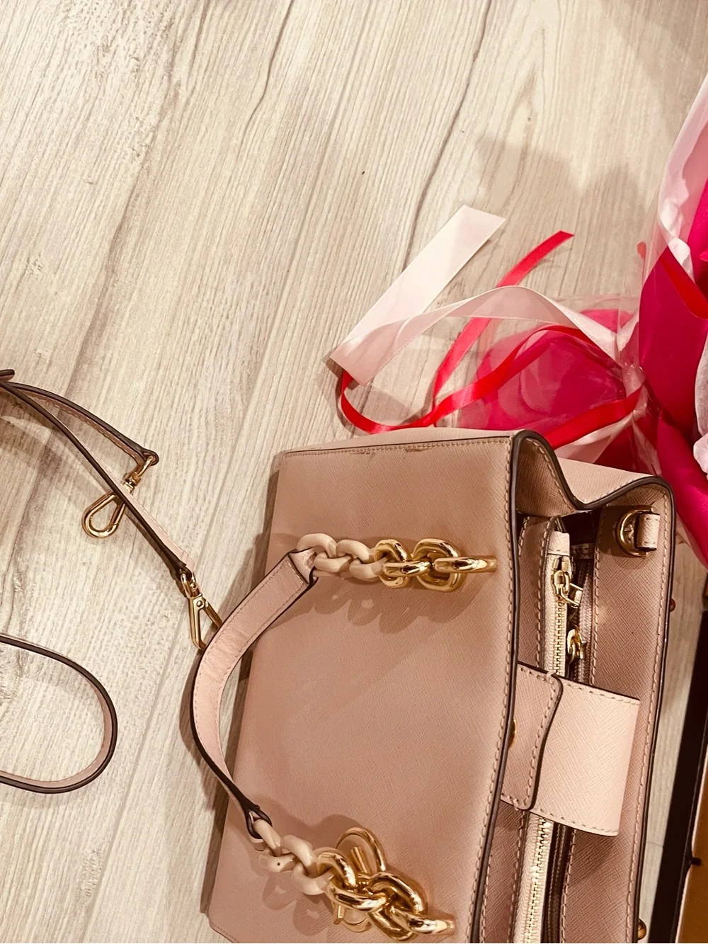 MICHAEL Kors CYNTHIA MD Satchel Ballet Pink Saffiano Leather Bag